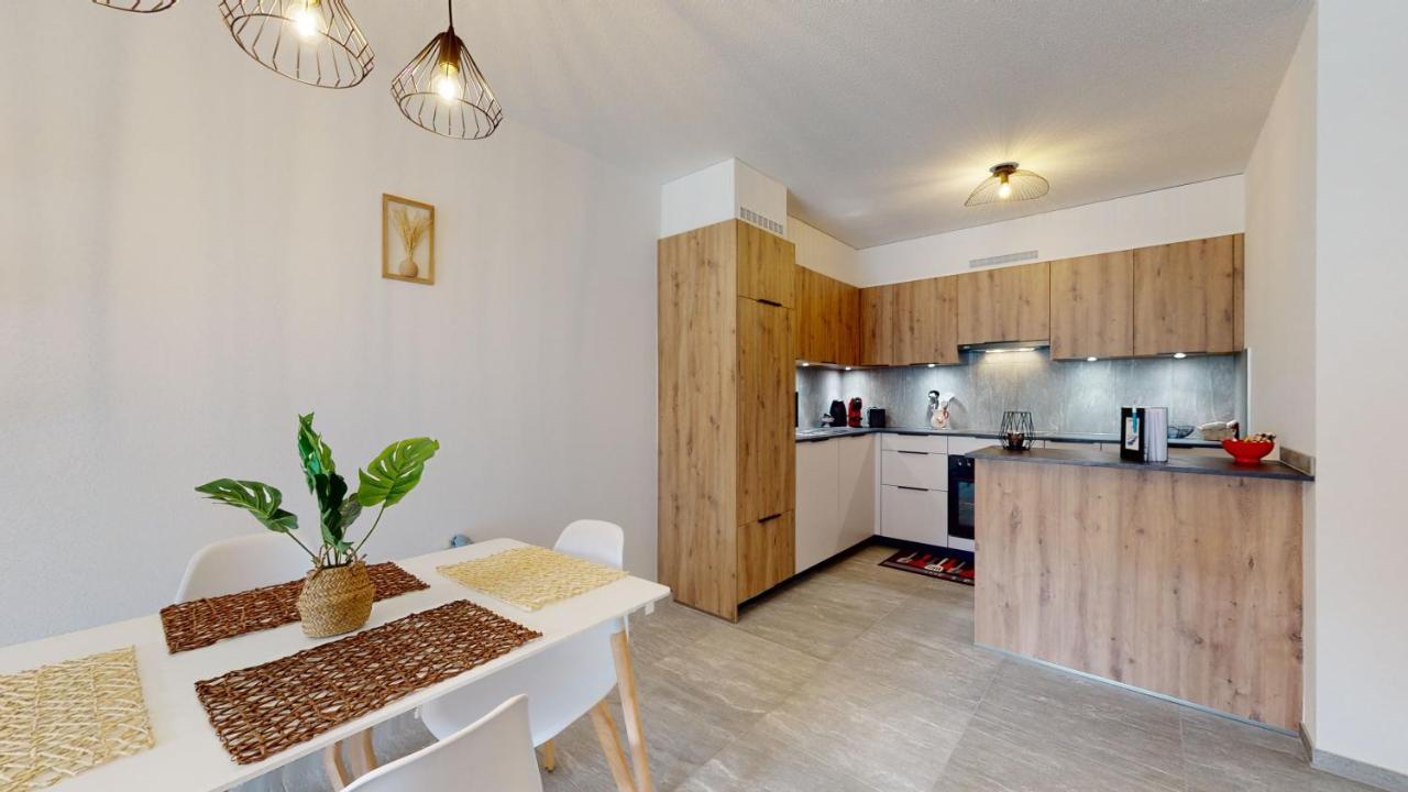 Apartment With Sauna And Mountain View Лойкербад Екстериор снимка